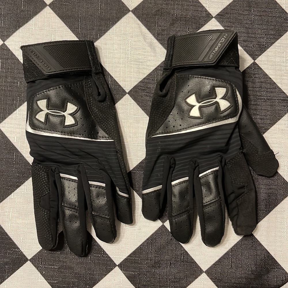 Under Armour Youth baseball gloves